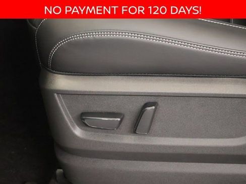 New 2026 Nissan Armada SV image 10