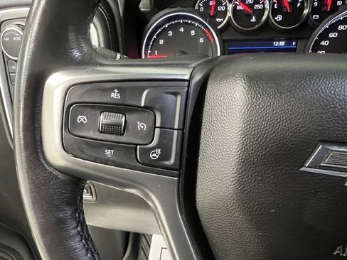 Used 2022 Chevrolet Silverado 1500 LT Trail Boss w/ Convenience Package II image 31
