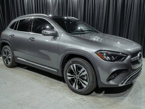 New 2026 Mercedes-Benz GLA 250 image 3
