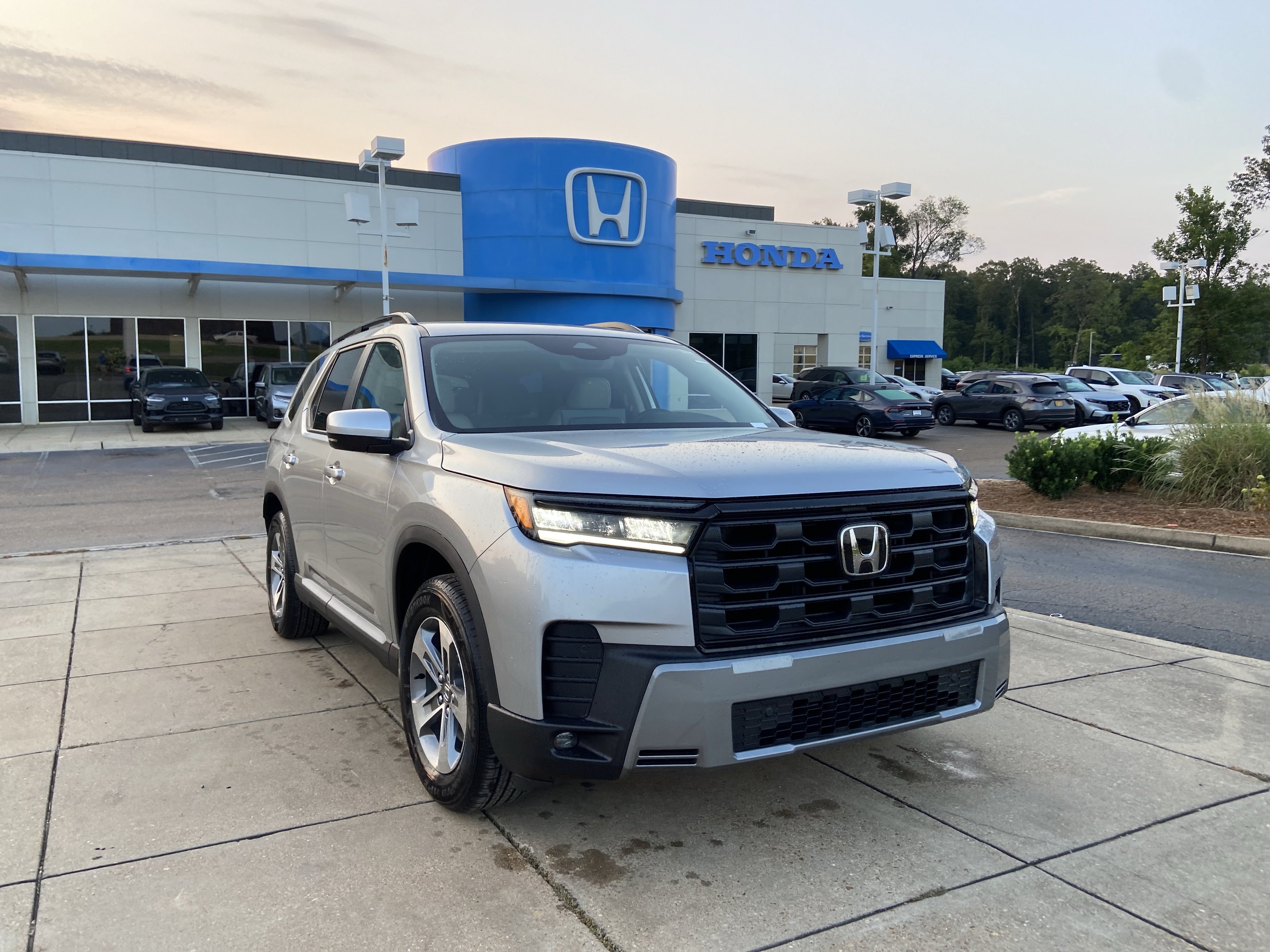 New 2026 Honda Pilot EX-L image 2