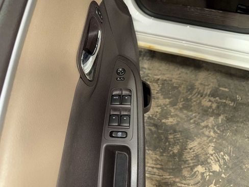 Used 2010 Chevrolet Malibu LS image 22