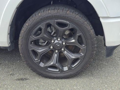 Certified 2021 RAM 1500 Limited w/ Night Edition AWD/4WD image 9