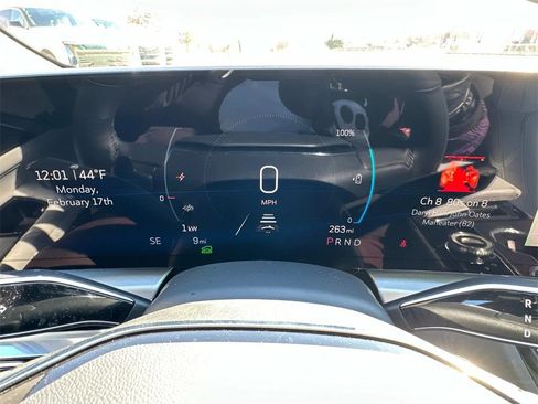 New 2025 Cadillac Lyriq Luxury image 18