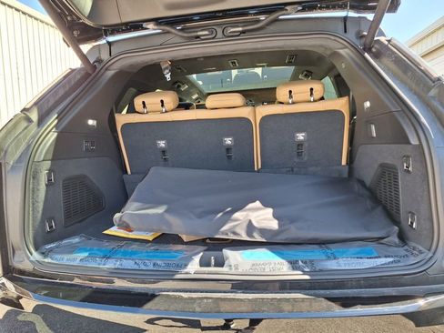 New 2025 Cadillac Escalade IQ Luxury 2 AWD/4WD image 25