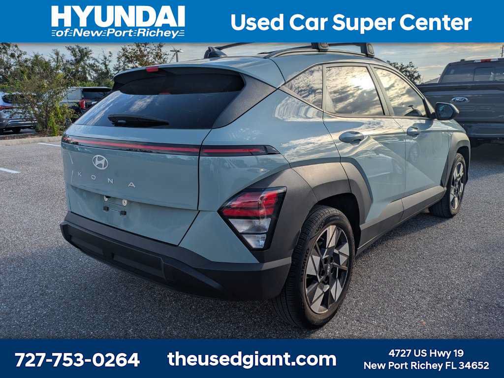 Certified 2025 Hyundai Kona SEL FWD image 2