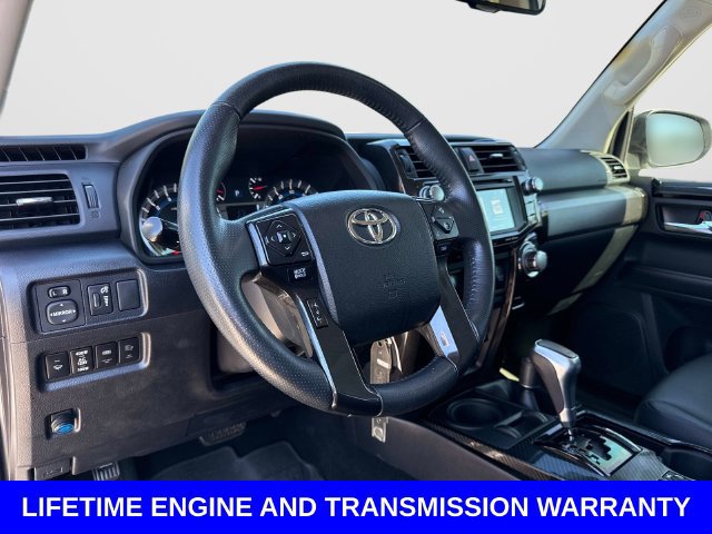 Used 2018 Toyota 4Runner TRD Off-Road Premium AWD/4WD image 35