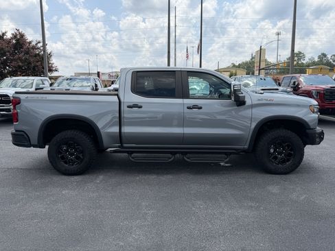 Used 2024 Chevrolet Silverado 1500 ZR2 w/ ZR2 Bison Edition AWD/4WD image 11