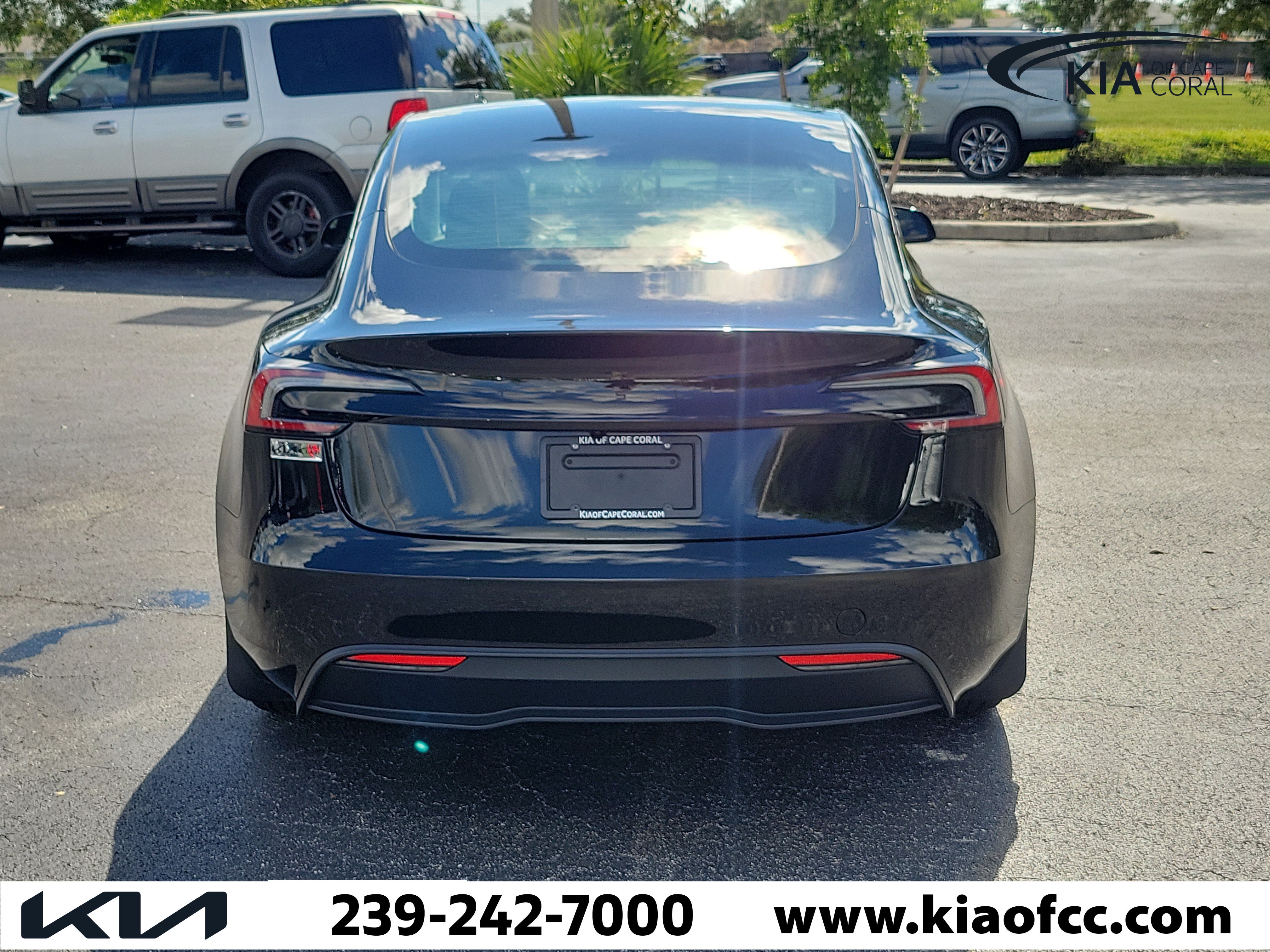 Used 2025 Tesla Model 3 Long Range RWD image 5