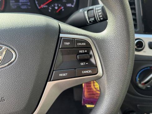 Used 2022 Hyundai Accent SE image 27