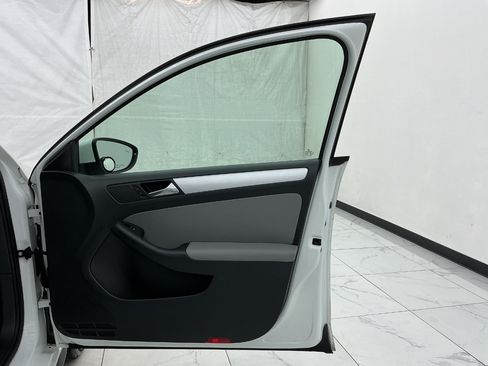Used 2016 Volkswagen Jetta SEL Premium FWD image 19