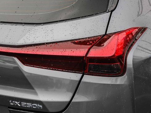 Used 2020 Lexus UX 250h image 9