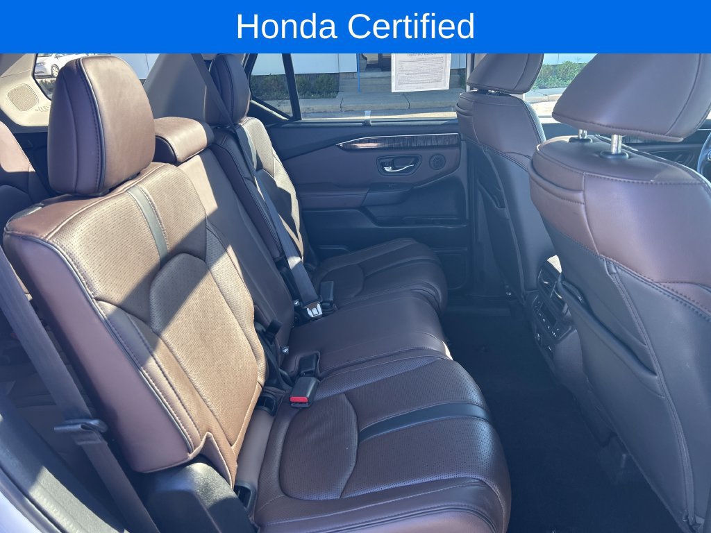 Used 2023 Honda Pilot Elite image 12