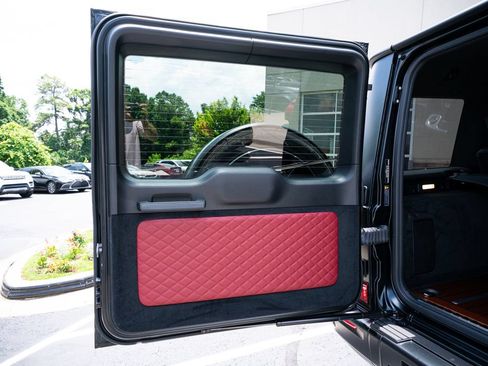 Used 2025 Mercedes-Benz G 63 AMG 4MATIC image 49