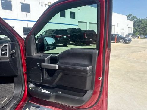 Used 2018 Ford F150 Platinum w/ Equipment Group 701A Luxury AWD/4WD image 39