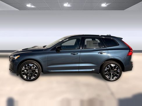 Used 2026 Volvo XC60 B5 Plus w/ Protection Package Premier AWD/4WD image 2