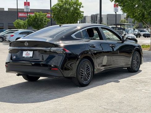 New 2026 Nissan Sentra SV FWD image 6