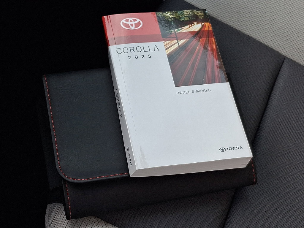 Certified 2025 Toyota Corolla LE FWD image 24