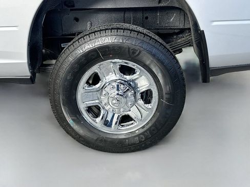 New 2026 RAM 3500 Tradesman w/ Chrome Appearance Group A AWD/4WD image 17