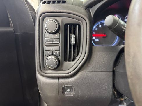 Used 2021 Chevrolet Silverado 1500 W/T w/ WT Value Package AWD/4WD image 33