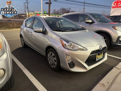 Used 2015 Toyota Prius C Four image 2