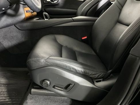 Certified 2023 Volvo XC90 B6 Plus w/ Protection Package Premier image 30