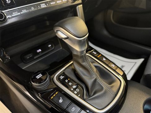 Certified 2024 Kia Seltos S image 21