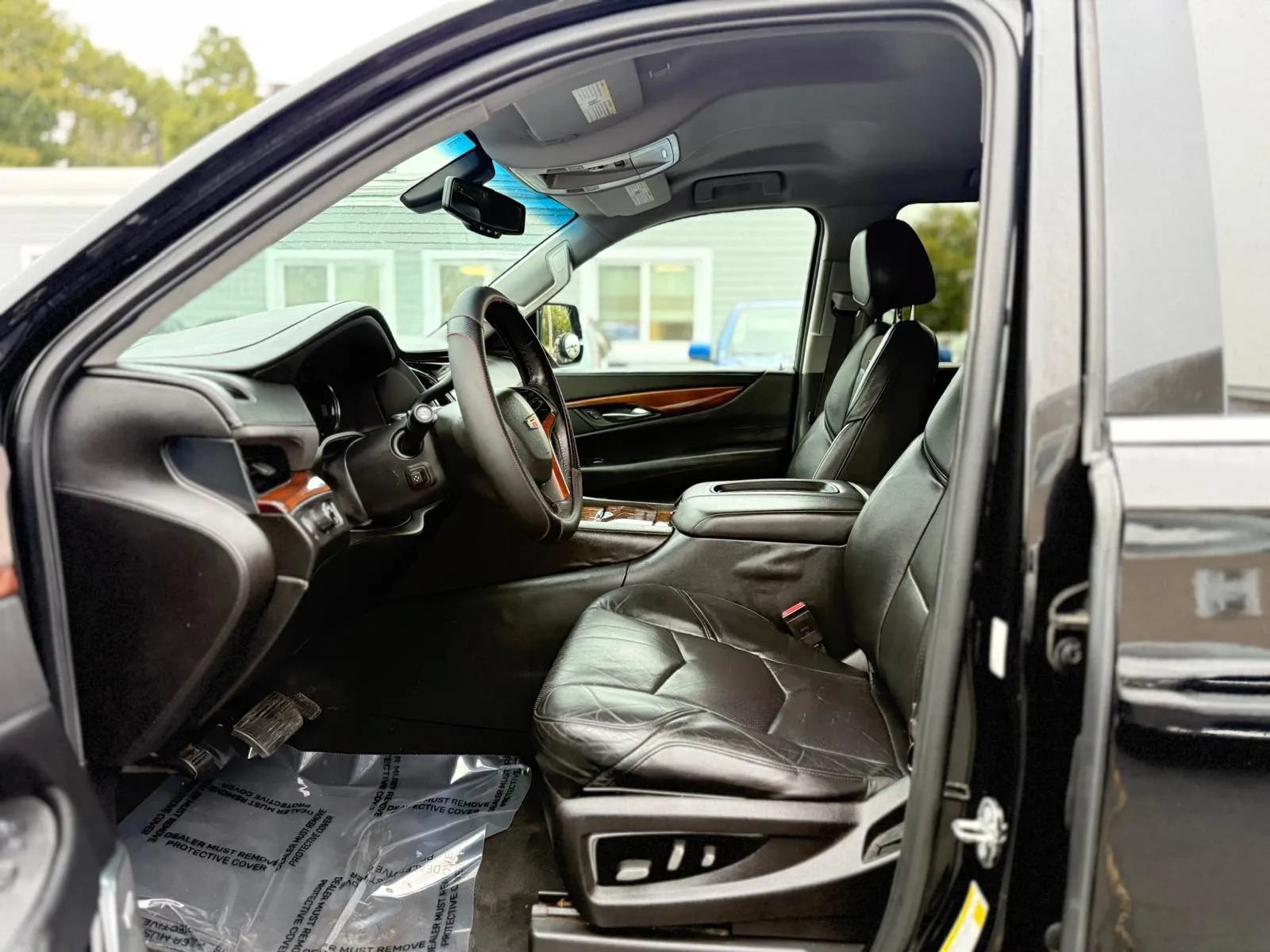 Used 2016 Cadillac Escalade ESV 2WD image 11