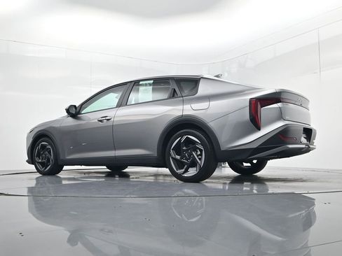 Used 2025 Kia K4 EX FWD image 47