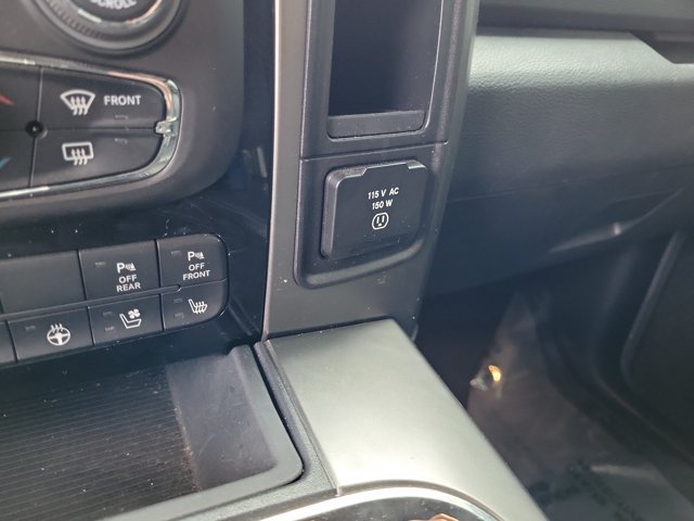 Used 2016 RAM 1500 Sport RWD image 28