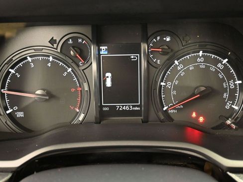 Used 2021 Toyota 4Runner SR5 Premium w/ Moonroof Package image 21