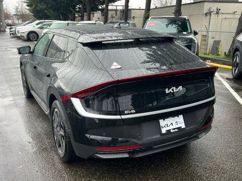 New 2025 Kia EV6 Light w/ Light LR Technology Package image 8