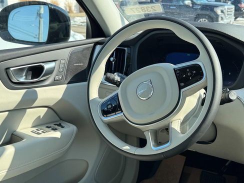 New 2026 Volvo XC60 B5 Ultra w/ Climate Package image 7