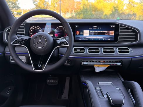 New 2026 Mercedes-Benz GLE 350 4MATIC image 3