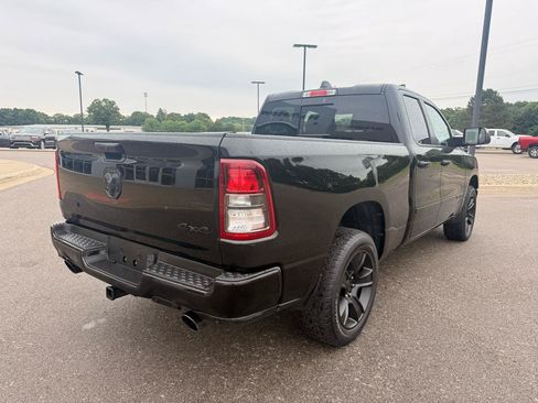 Used 2022 RAM 1500 Big Horn AWD/4WD image 3