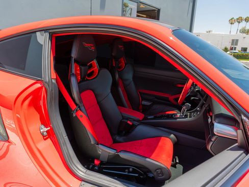 Used 2018 Porsche 911 GT2 RS RWD image 55