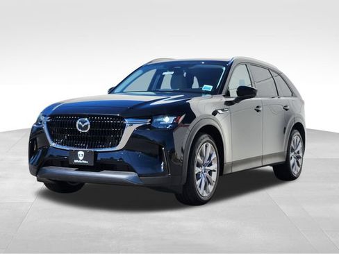 Certified 2026 MAZDA CX-90 Plug-In Hybrid w/ Preferred AWD/4WD image 4