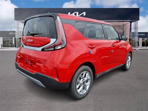 New 2025 Kia Soul LX w/ LX Technology Package image 4