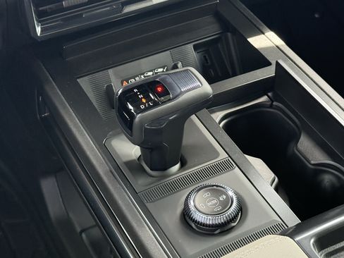 New 2026 GMC Hummer EV SUV AWD/4WD image 15