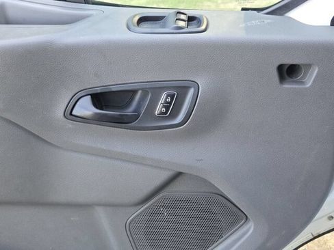 Used 2023 Ford Transit 250 Medium Roof RWD image 27