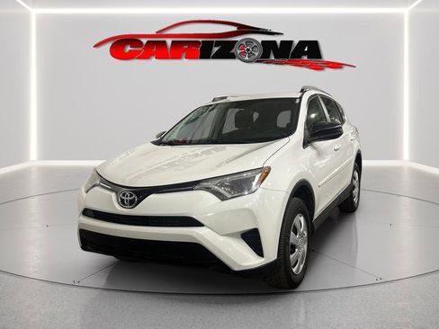 Used 2016 Toyota RAV4 LE image 1