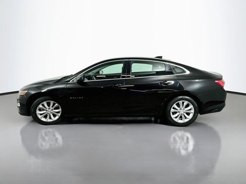 Used 2021 Chevrolet Malibu LT FWD image 4