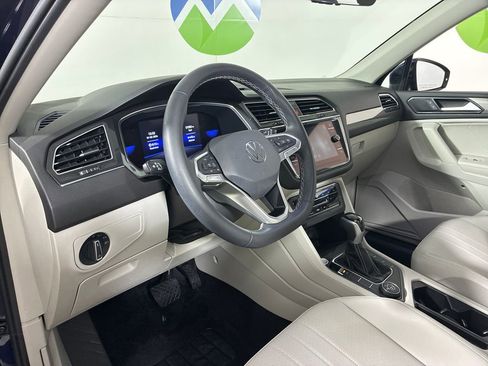 Used 2022 Volkswagen Tiguan SE image 25