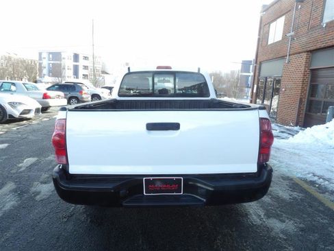 Used 2013 Toyota Tacoma image 4