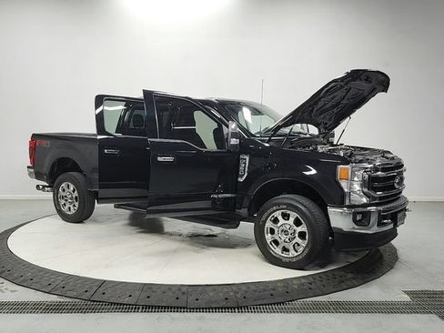 Used 2022 Ford F350 Lariat w/ Lariat Ultimate Package AWD/4WD image 9