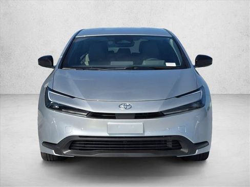 New 2027 Toyota Prius LE FWD image 6