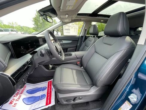 New 2025 Nissan Murano SL image 12