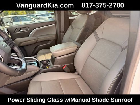 Used 2024 Chevrolet Colorado ZR2 w/ ZR2 Convenience Package III AWD/4WD image 13