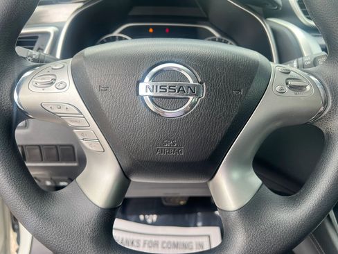 Used 2017 Nissan Murano S w/ Navigation Package image 10