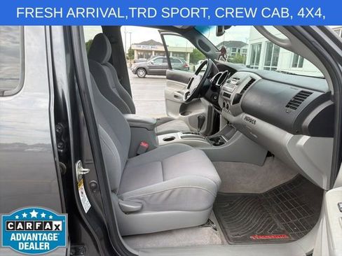 Used 2010 Toyota Tacoma 4x4 Double Cab image 12