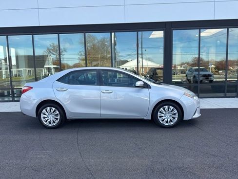 Used 2014 Toyota Corolla L image 2